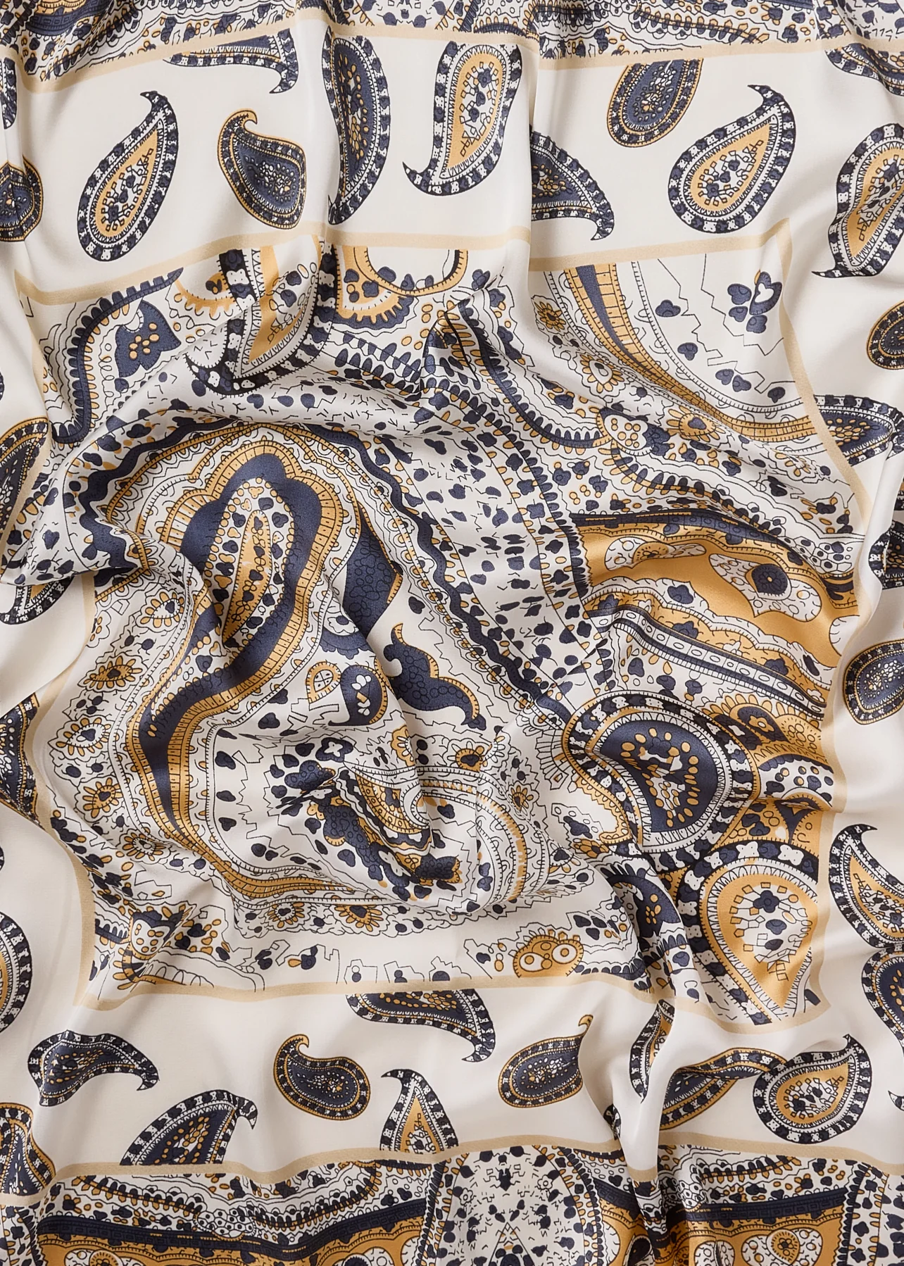 Foulard Loeiza - Image 10
