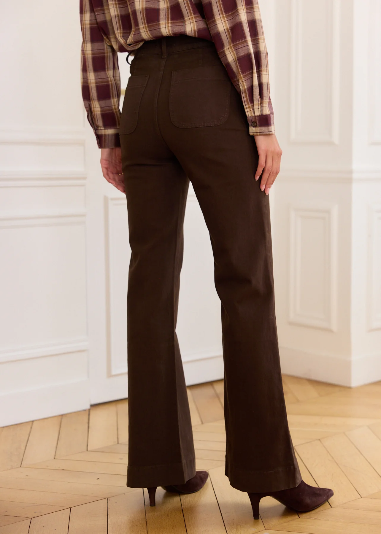 Jean Elena - Image 7