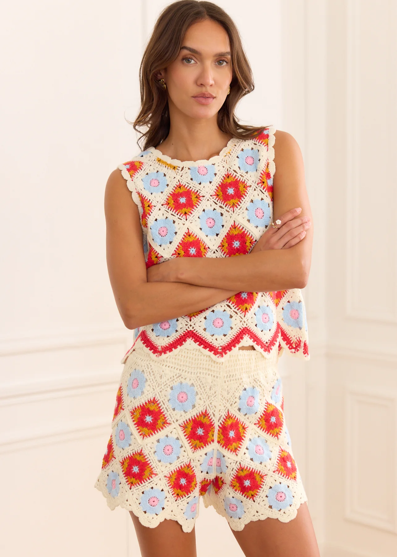 Short Hilya - Image 8
