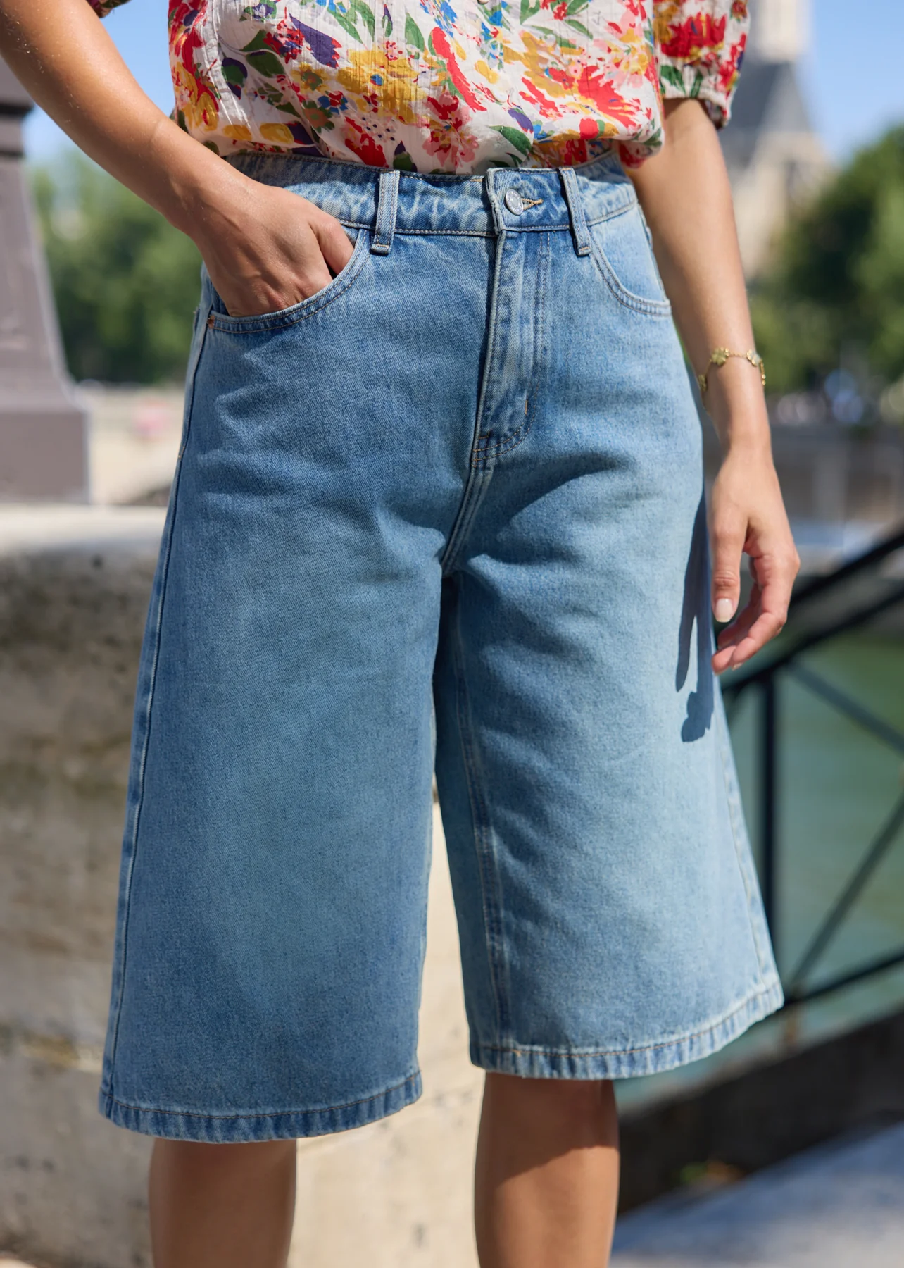 Short Serena - Image 15